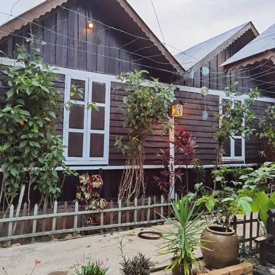 Mykampung Chalet Hotel Ipoh Eksteriør billede